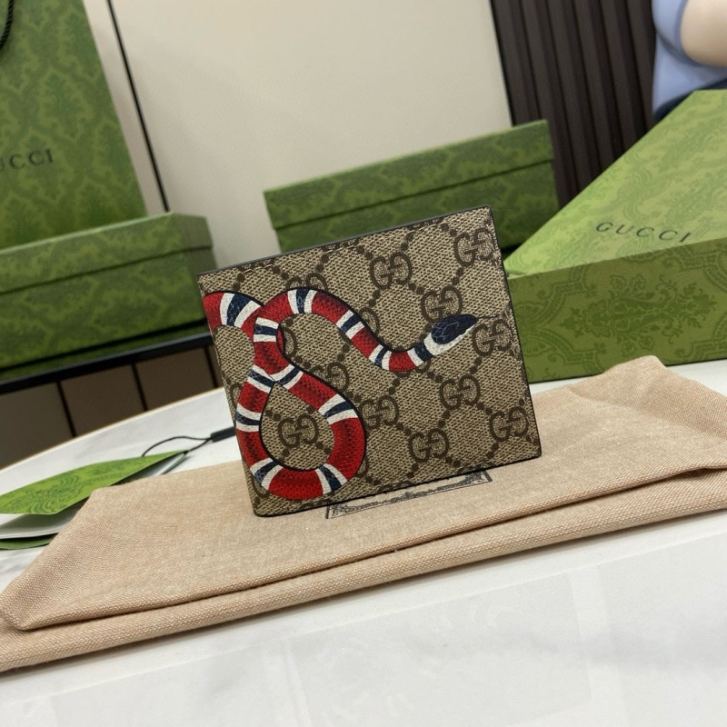 G*u*i wallets & purse